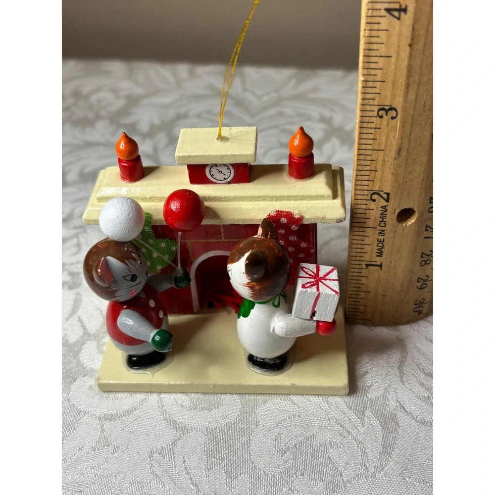 Vintage Roman Inc Wood Christmas Ornament Cats at Fireplace Red White Green Cat